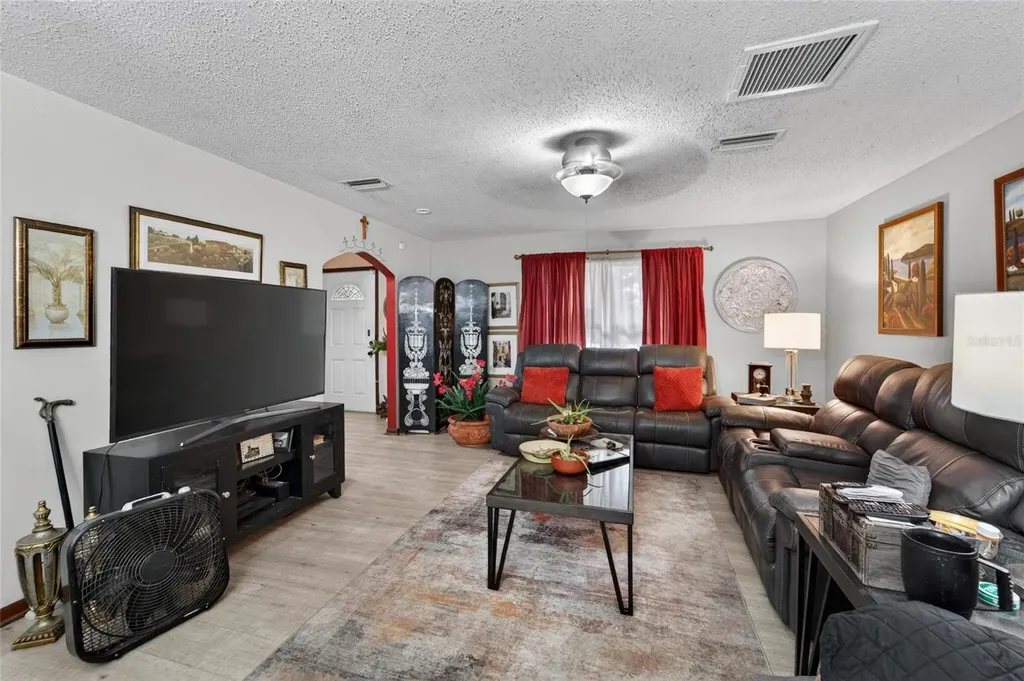1740 Cherry Lane Lakeland FL 33811