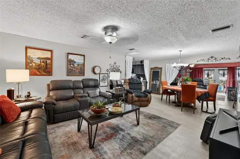 1740 Cherry Lane Lakeland FL 33811