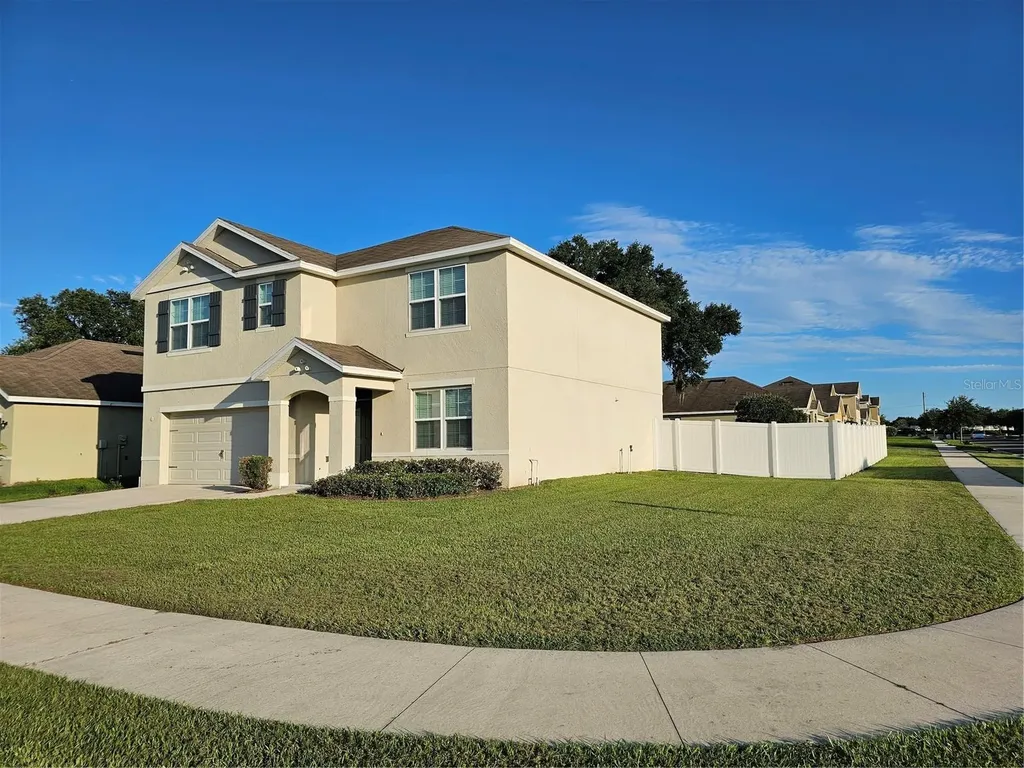9628 Troncais Circle Thonotosassa FL 33592