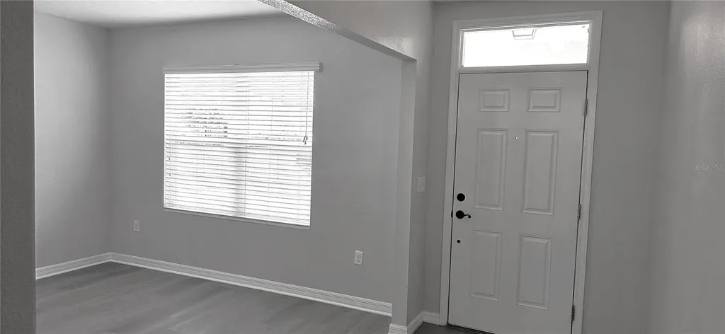 9628 Troncais Circle Thonotosassa FL 33592