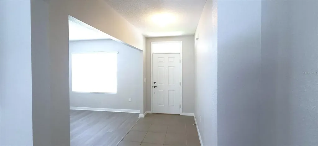 9628 Troncais Circle Thonotosassa FL 33592