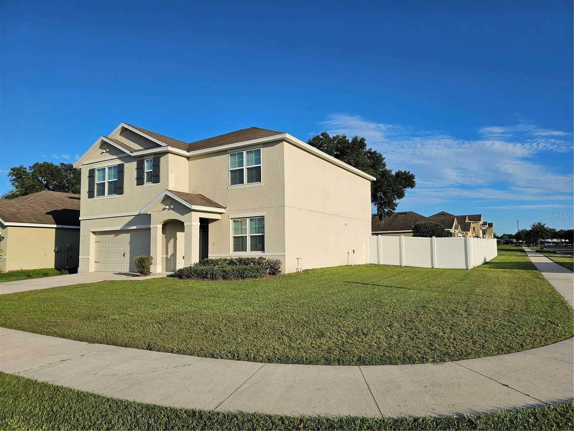 9628 Troncais Circle Thonotosassa FL 33592