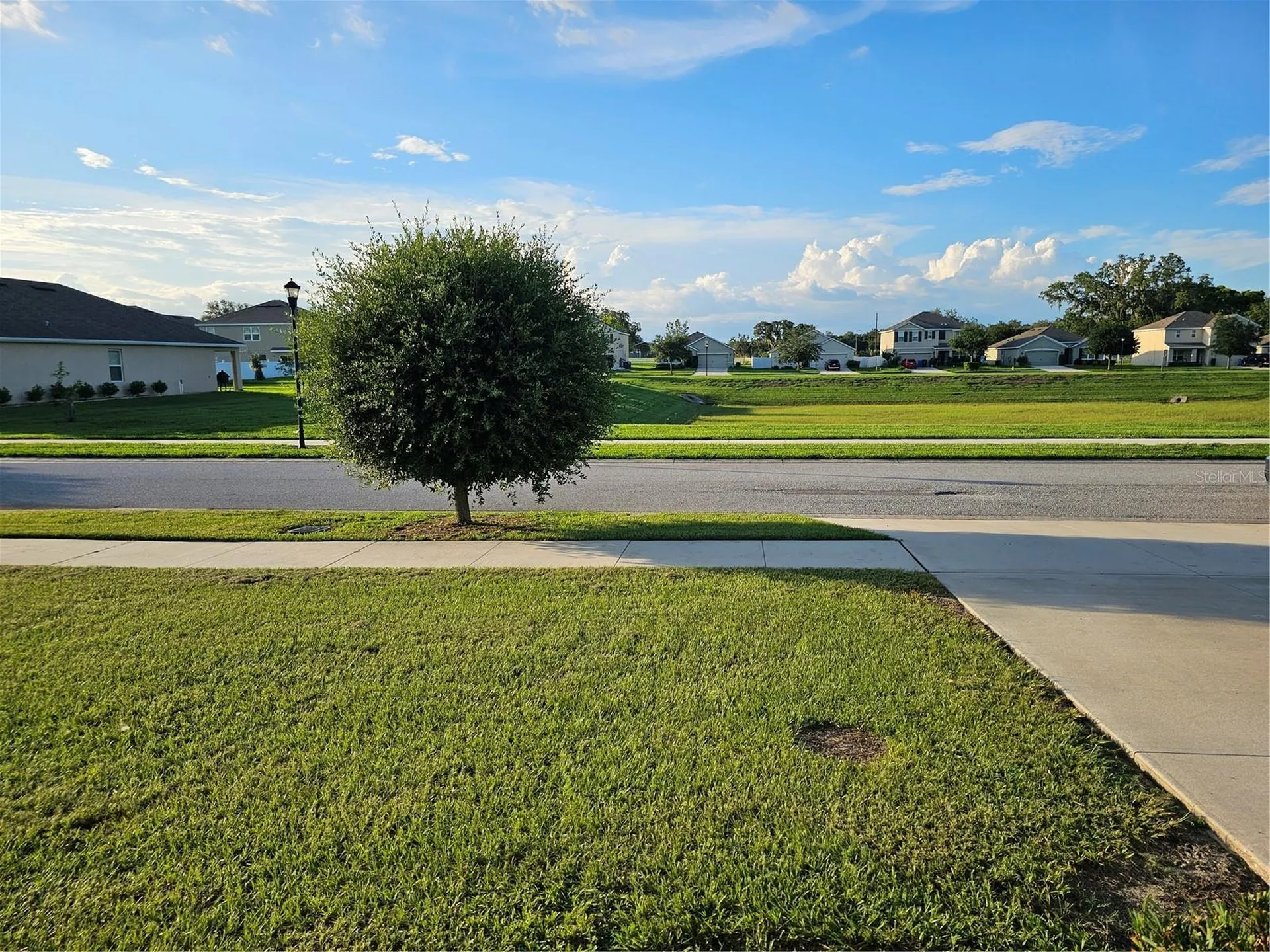 9628 Troncais Circle Thonotosassa FL 33592