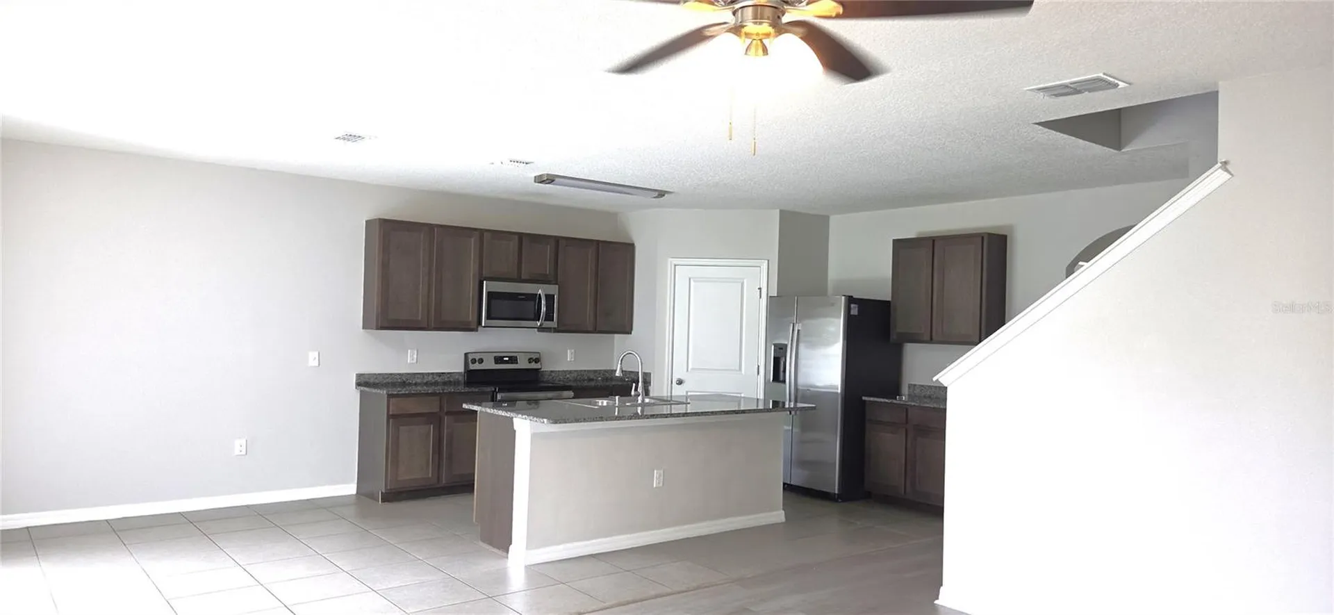 9628 Troncais Circle Thonotosassa FL 33592