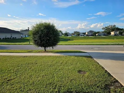 9628 Troncais Circle Thonotosassa FL 33592