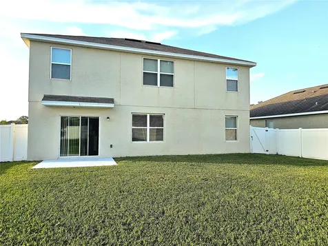 9628 Troncais Circle Thonotosassa FL 33592