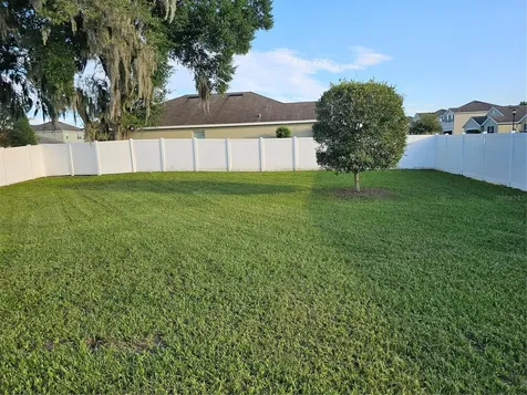 9628 Troncais Circle Thonotosassa FL 33592
