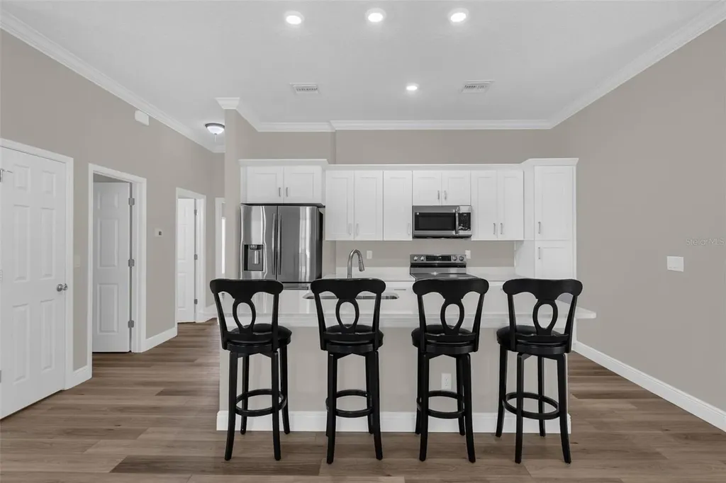 706 Stanley Avenue Wildwood FL 34785