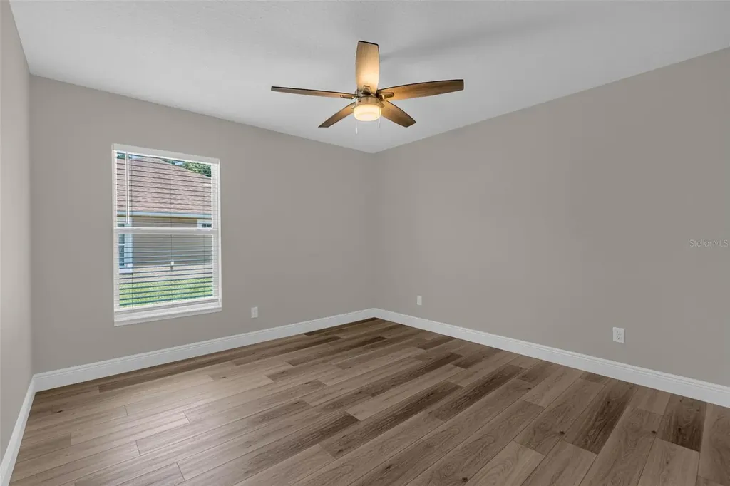 706 Stanley Avenue Wildwood FL 34785