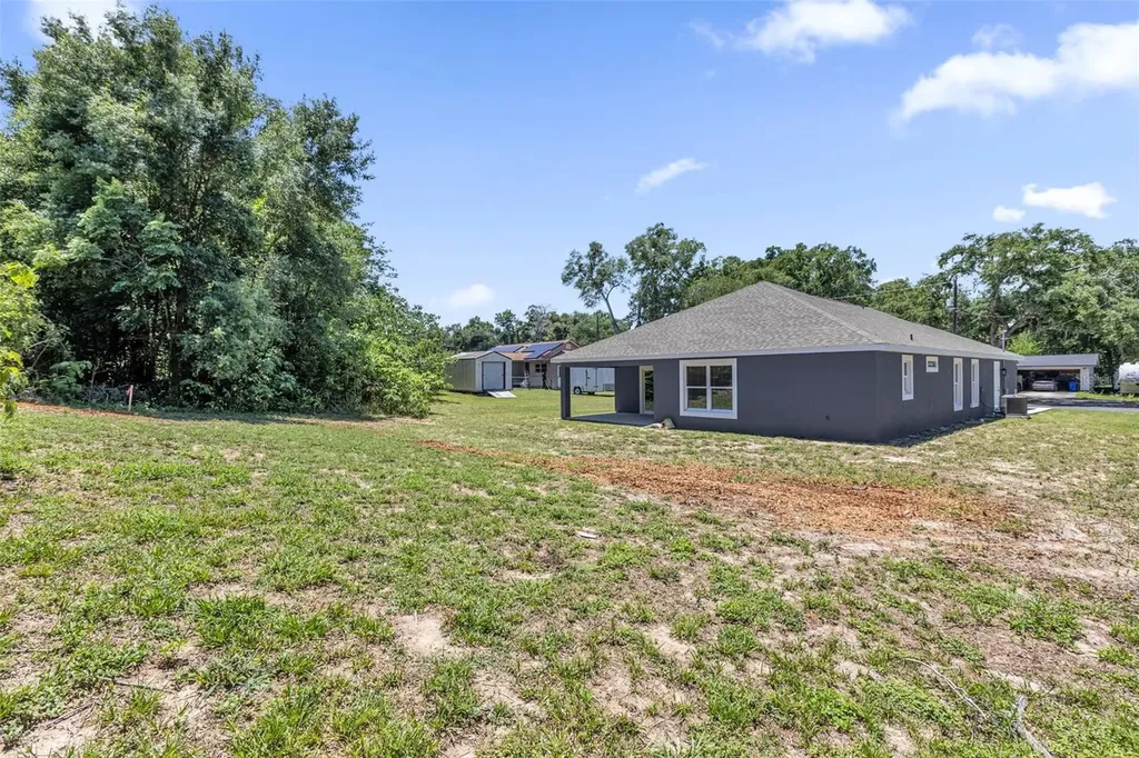 706 Stanley Avenue Wildwood FL 34785