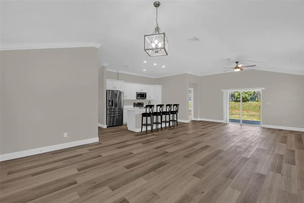 706 Stanley Avenue Wildwood FL 34785