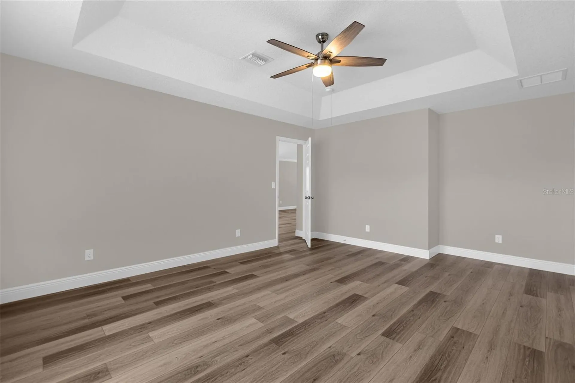706 Stanley Avenue Wildwood FL 34785