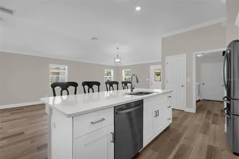 706 Stanley Avenue Wildwood FL 34785