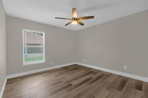 706 Stanley Avenue Wildwood FL 34785