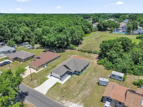 706 Stanley Avenue Wildwood FL 34785