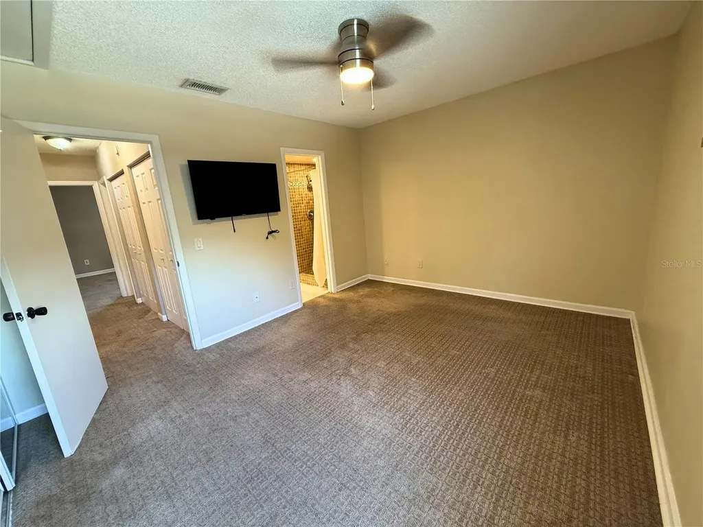 4821 W Mcelroy Avenue Tampa FL 33611