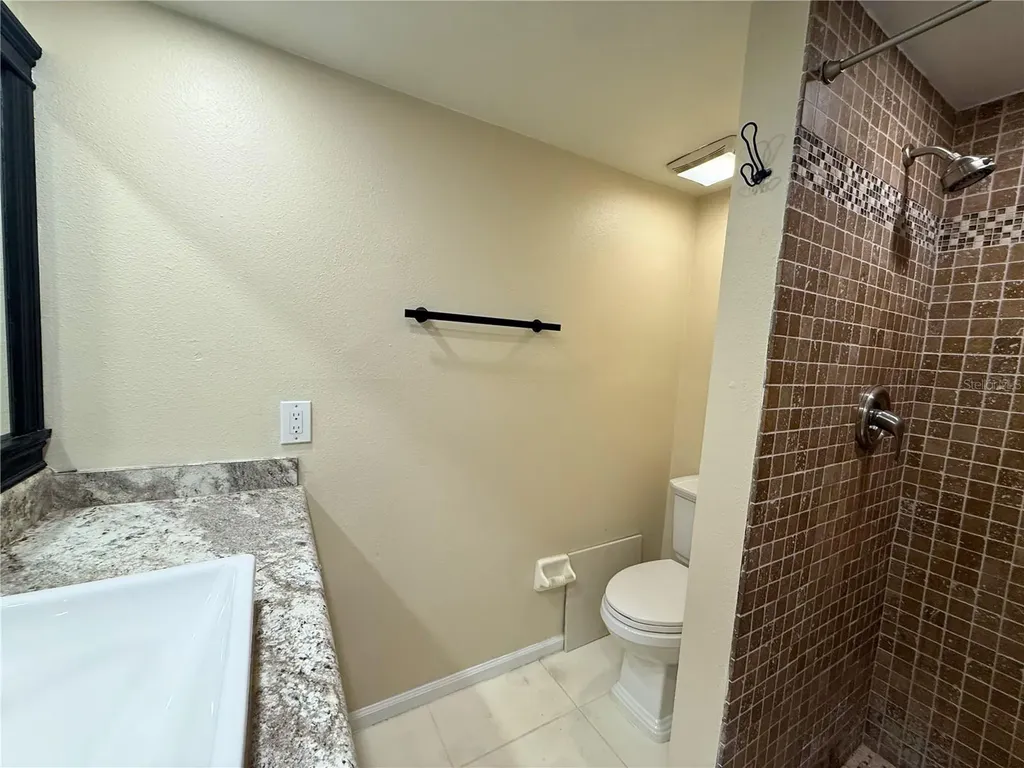 4821 W Mcelroy Avenue Tampa FL 33611