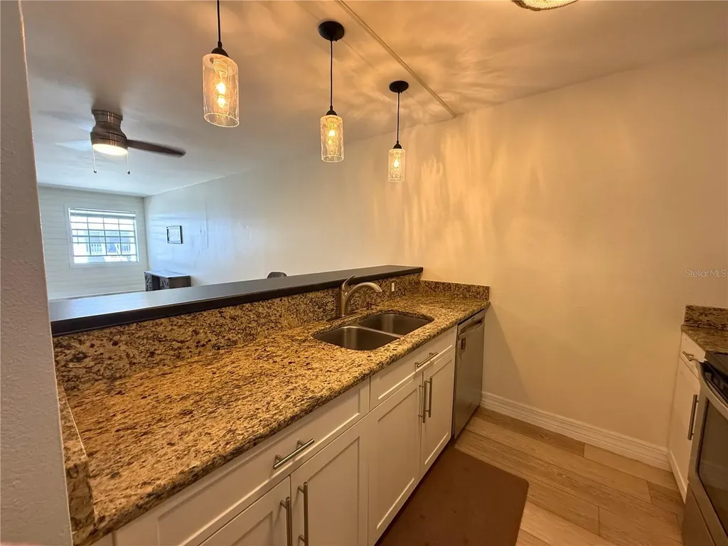 4821 W Mcelroy Avenue Tampa FL 33611
