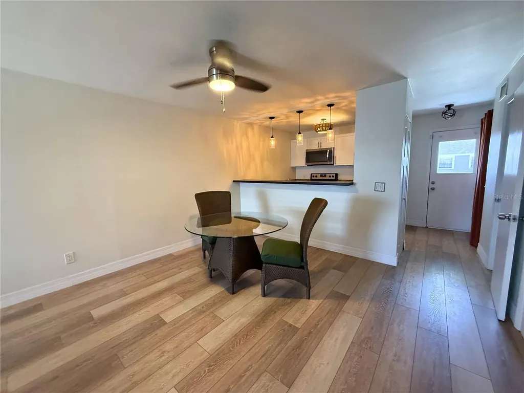 4821 W Mcelroy Avenue Tampa FL 33611