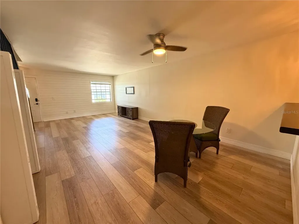 4821 W Mcelroy Avenue Tampa FL 33611
