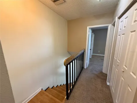 4821 W Mcelroy Avenue Tampa FL 33611