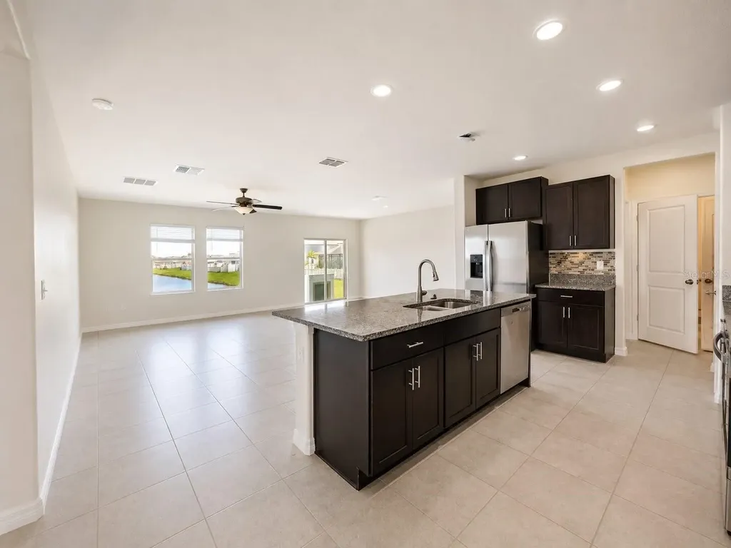 5462 Grays Harbor Court Wimauma FL 33598