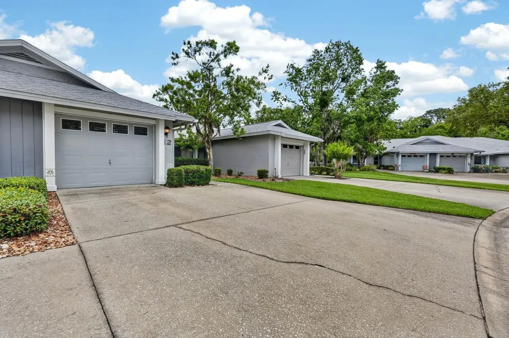 12 Lake Forest Circle N Palm Coast FL 32137