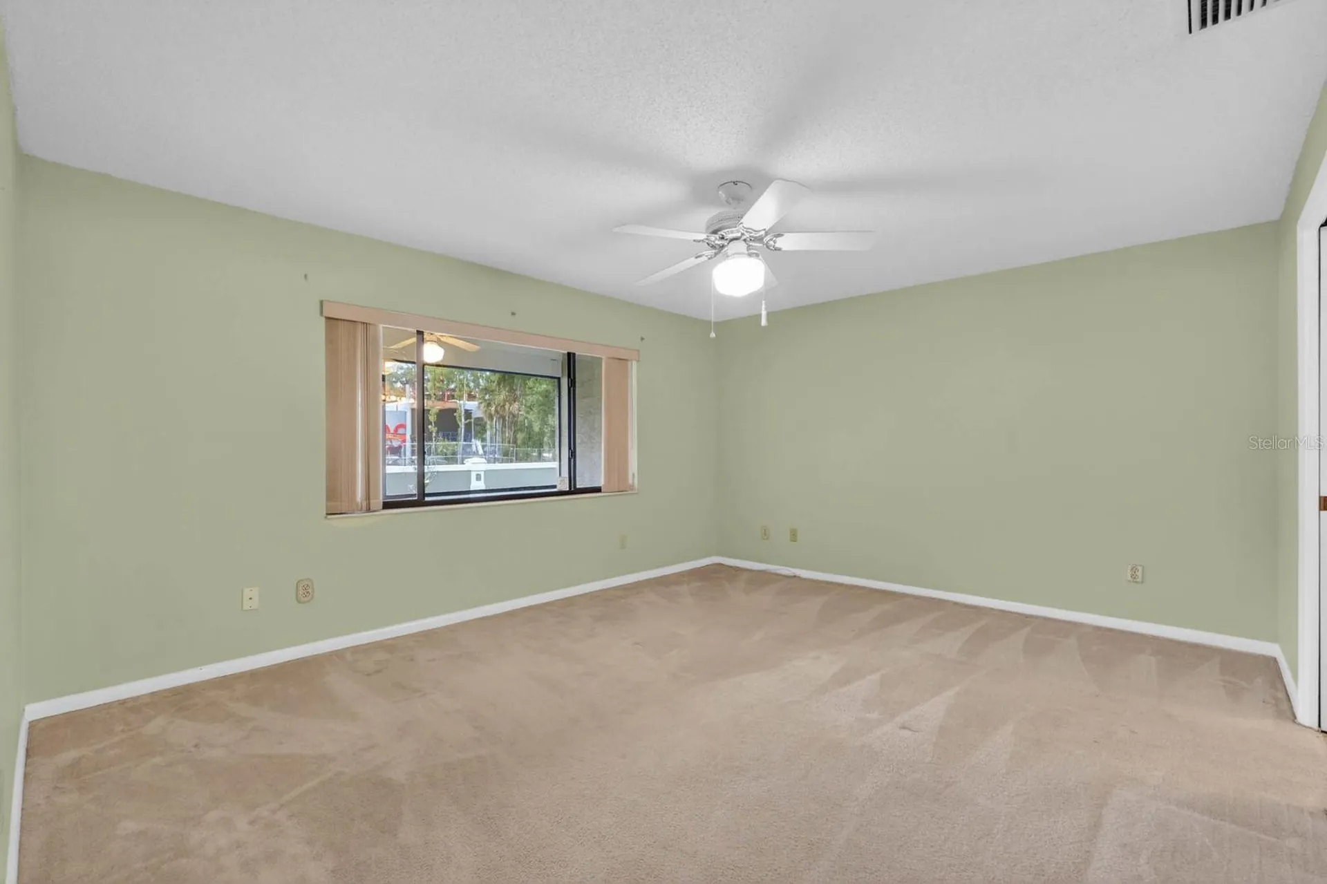 12 Lake Forest Circle N Palm Coast FL 32137