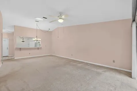 12 Lake Forest Circle N Palm Coast FL 32137