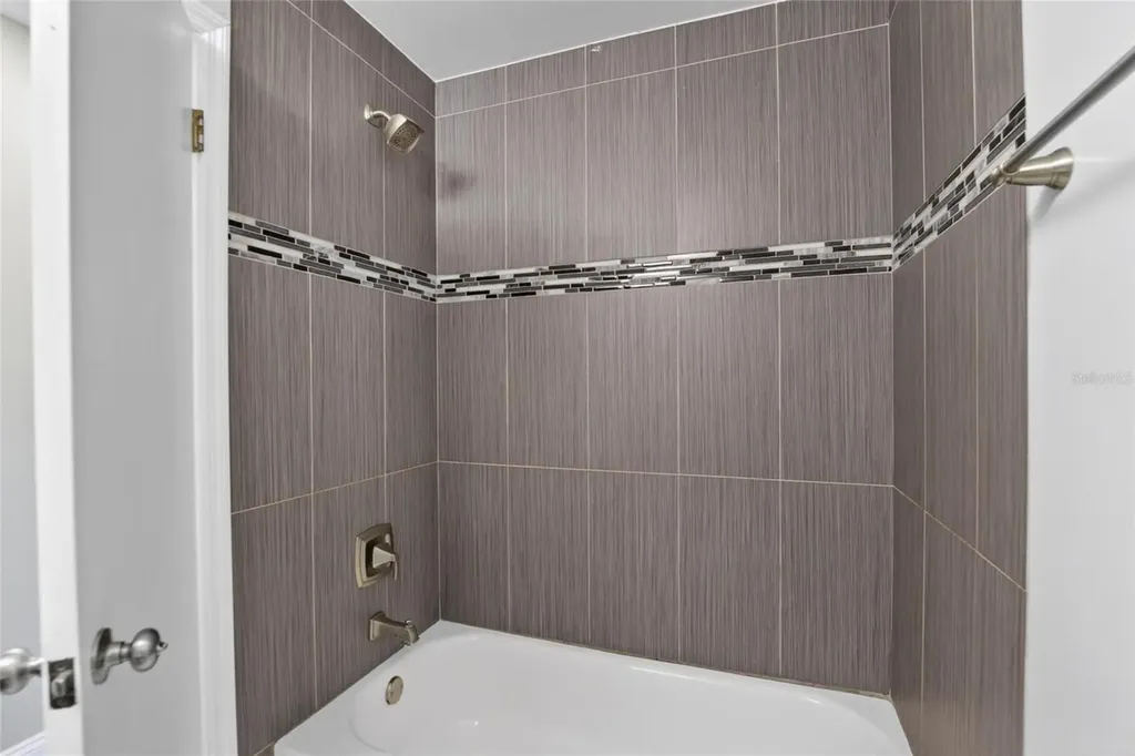 2340 Merrily Circle S Seffner FL 33584