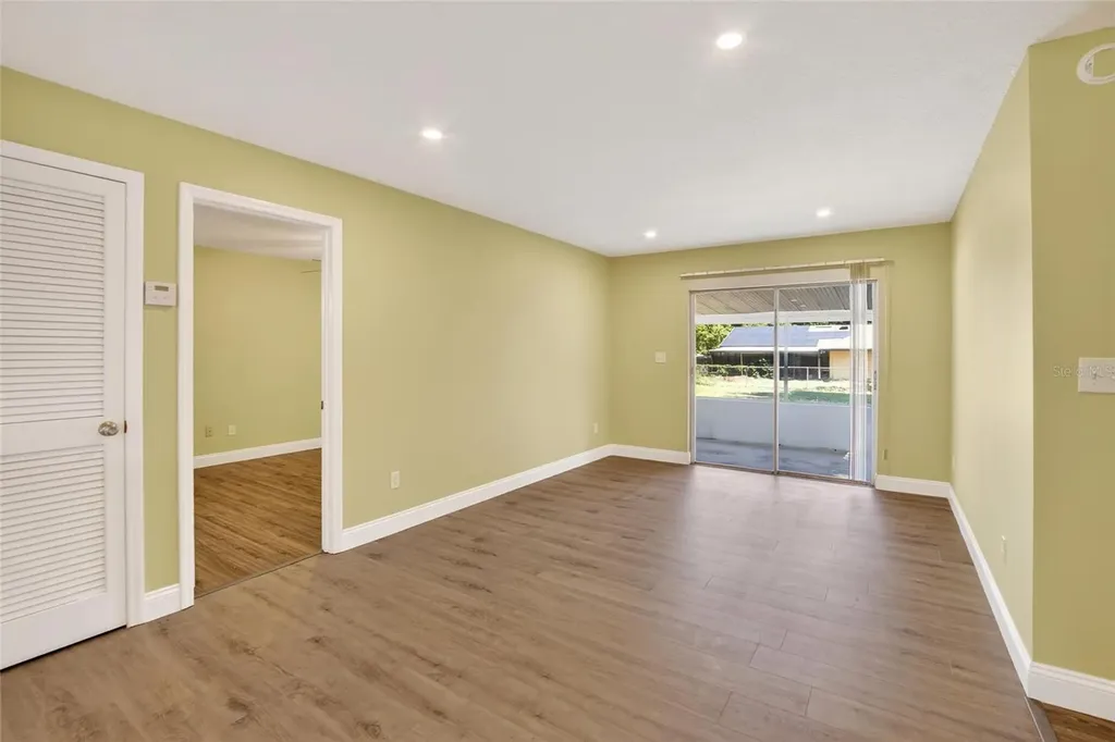 2340 Merrily Circle S Seffner FL 33584