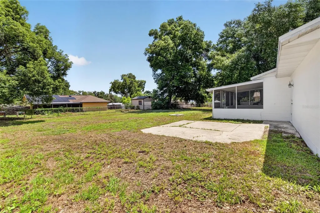 2340 Merrily Circle S Seffner FL 33584