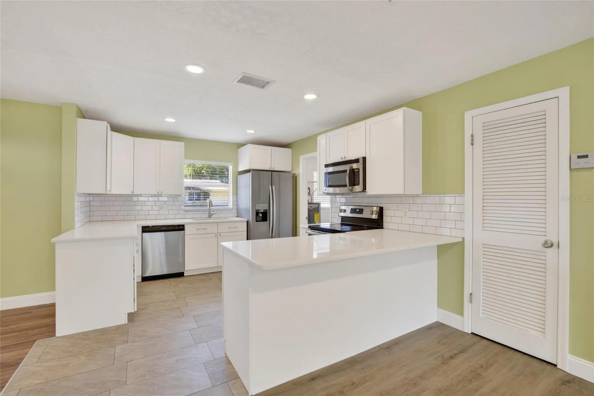 2340 Merrily Circle S Seffner FL 33584