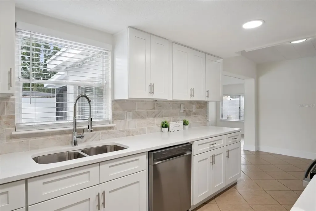 7019 Alvina Way Orlando FL 32822
