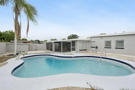 7019 Alvina Way Orlando FL 32822