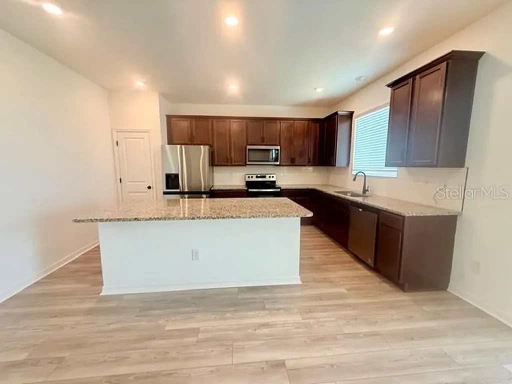 9544 Sandy Bluffs Circle Parrish FL 34219