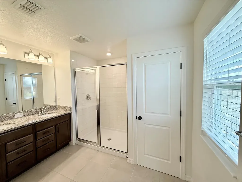 9544 Sandy Bluffs Circle Parrish FL 34219