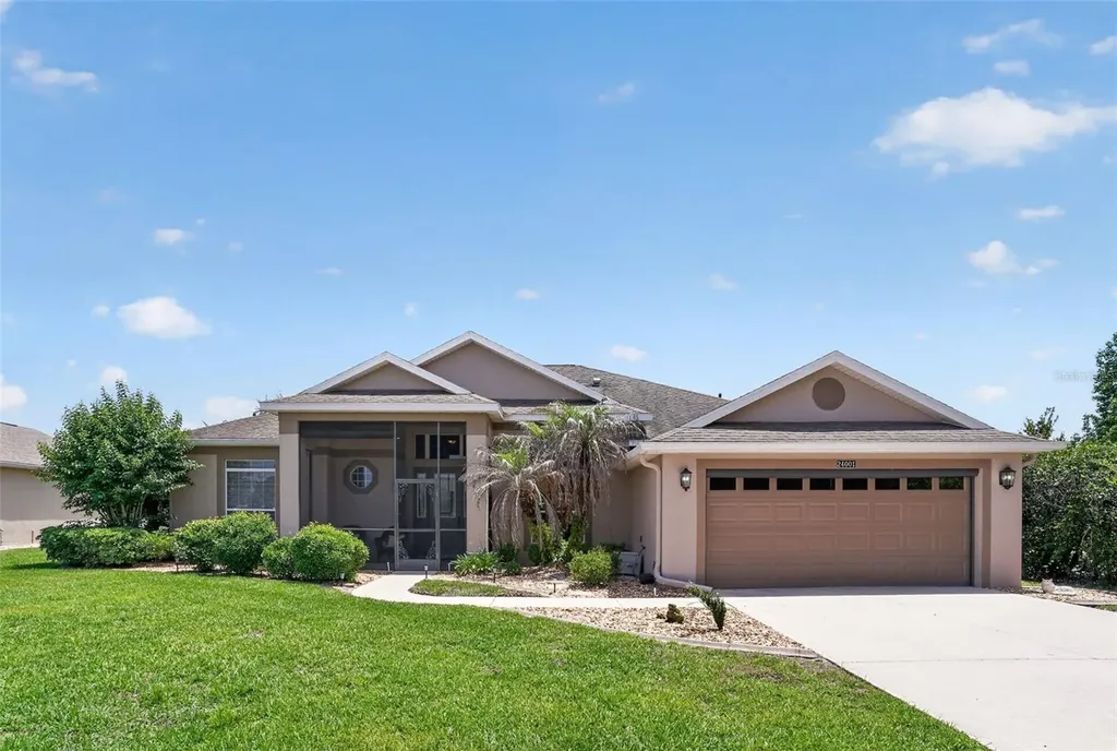 24001 Robinwood Street Leesburg FL 34748