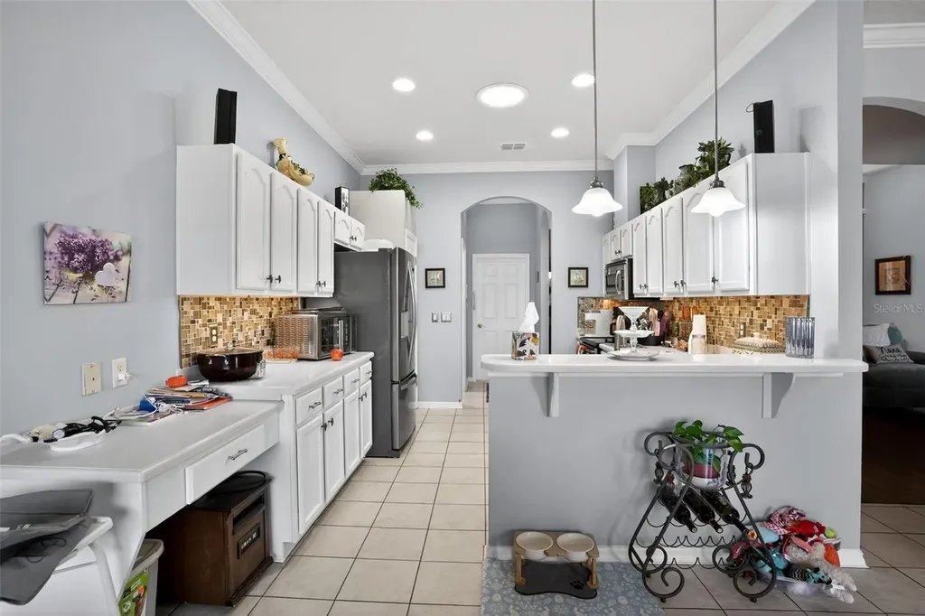 24001 Robinwood Street Leesburg FL 34748