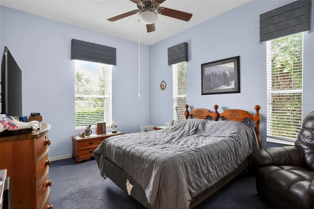 24001 Robinwood Street Leesburg FL 34748