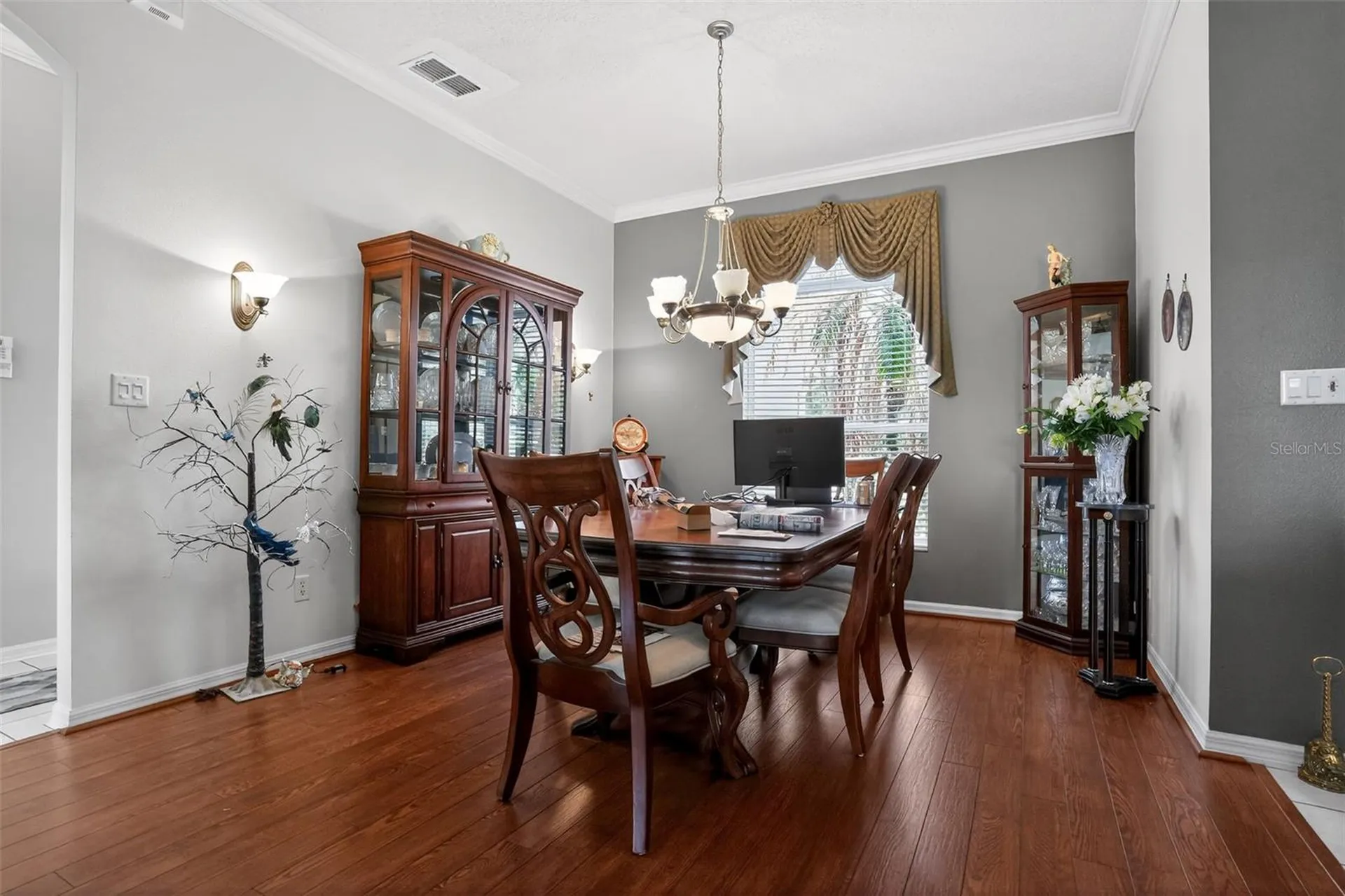 24001 Robinwood Street Leesburg FL 34748