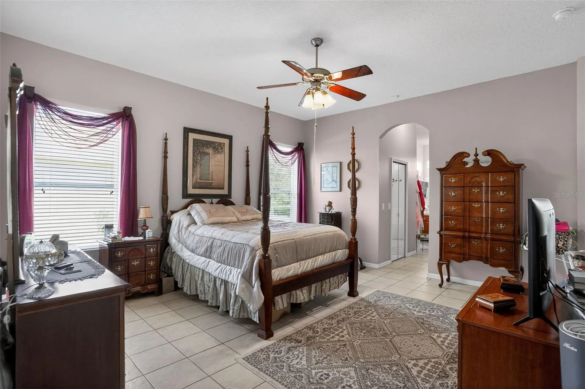 24001 Robinwood Street Leesburg FL 34748