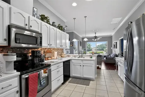 24001 Robinwood Street Leesburg FL 34748