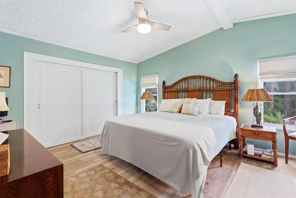 807 Seabrooke Drive Englewood FL 34223