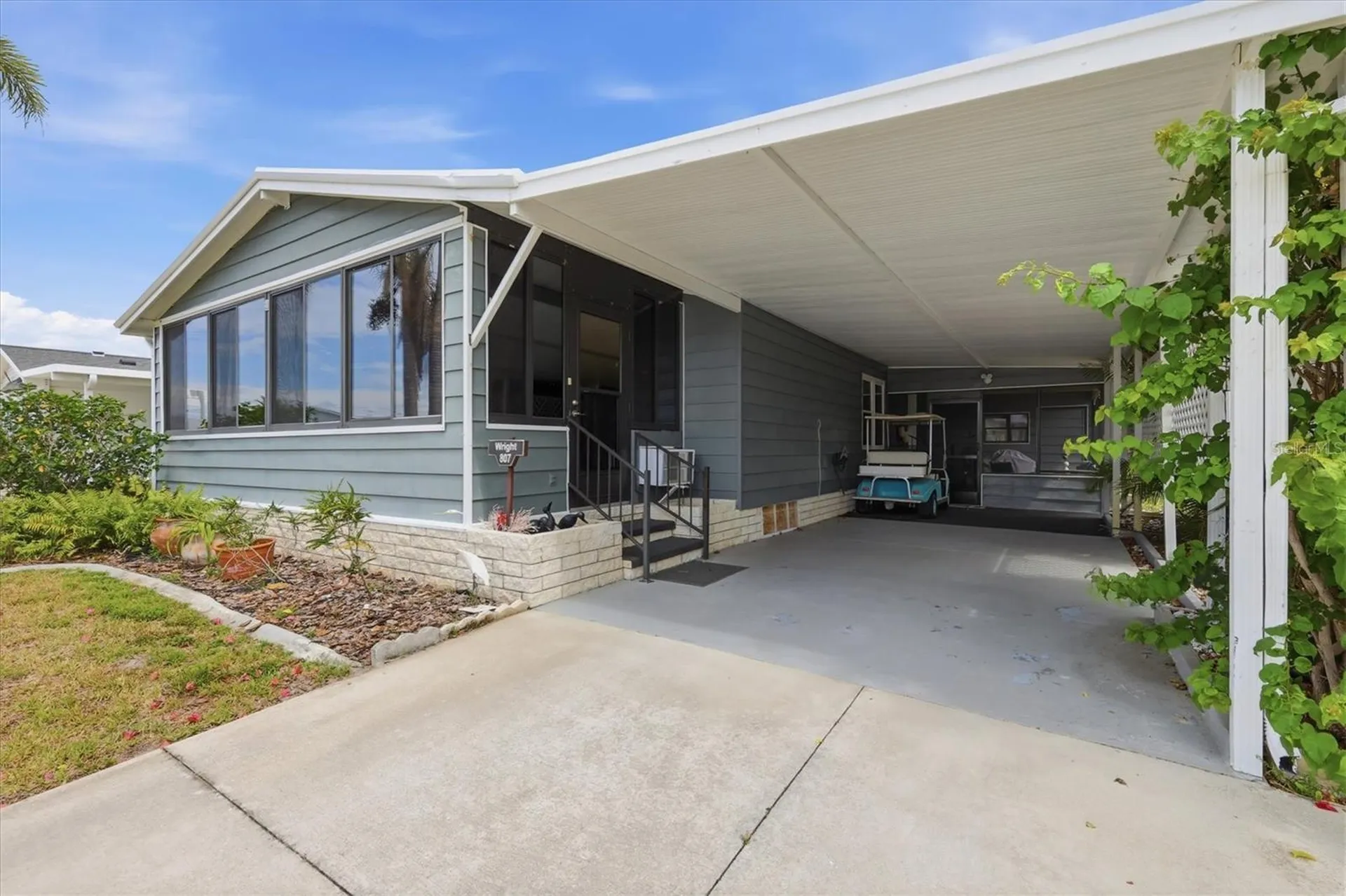 807 Seabrooke Drive Englewood FL 34223