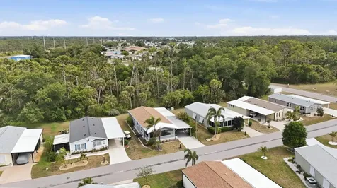 807 Seabrooke Drive Englewood FL 34223