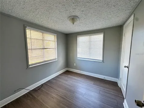 4611 N Hubert Avenue Tampa FL 33614