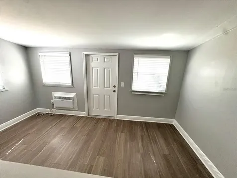4611 N Hubert Avenue Tampa FL 33614