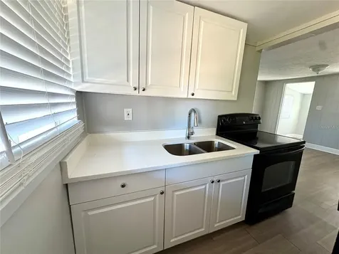 4611 N Hubert Avenue Tampa FL 33614