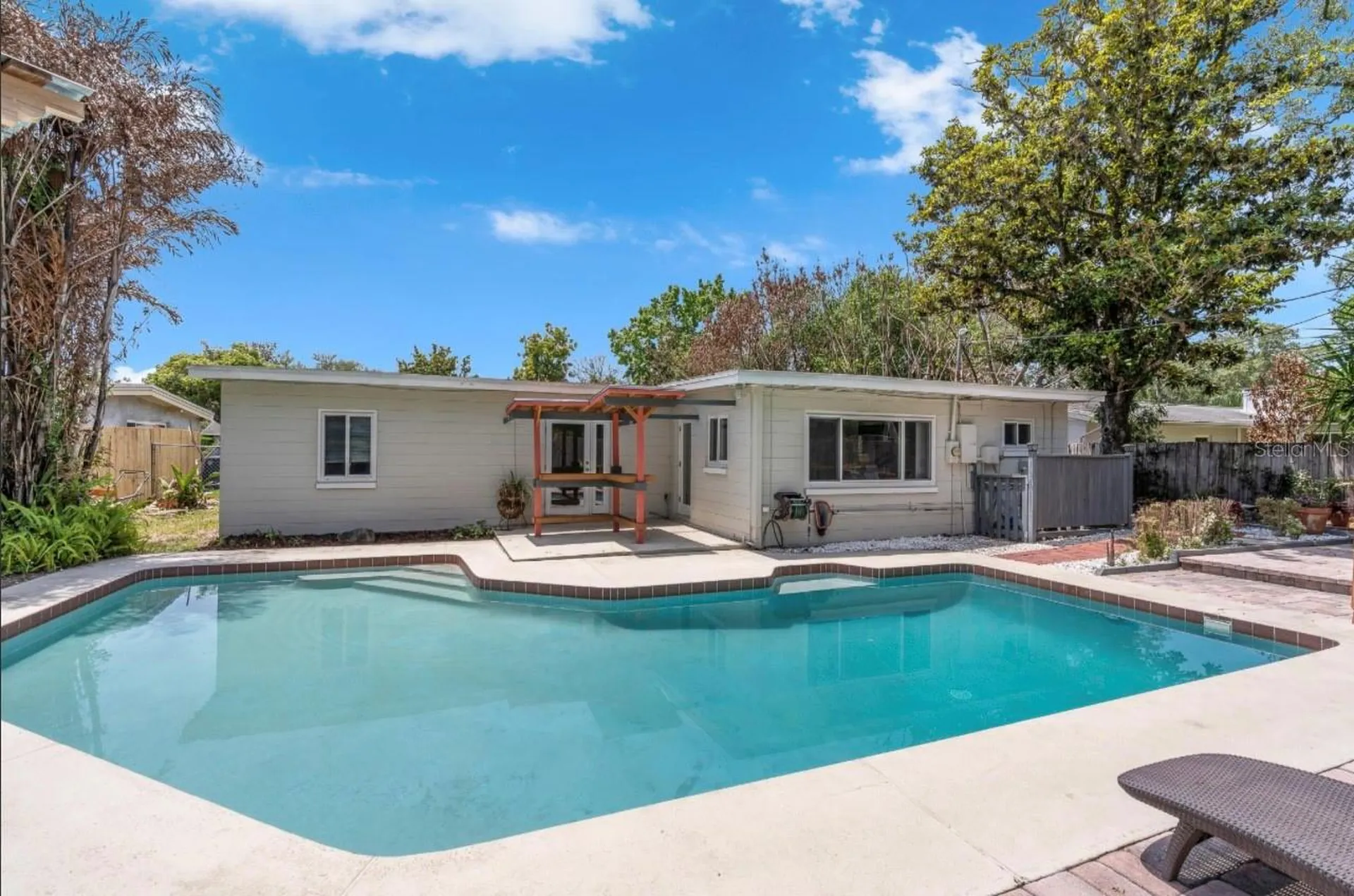 2215 Woodcrest Drive Winter Park FL 32792